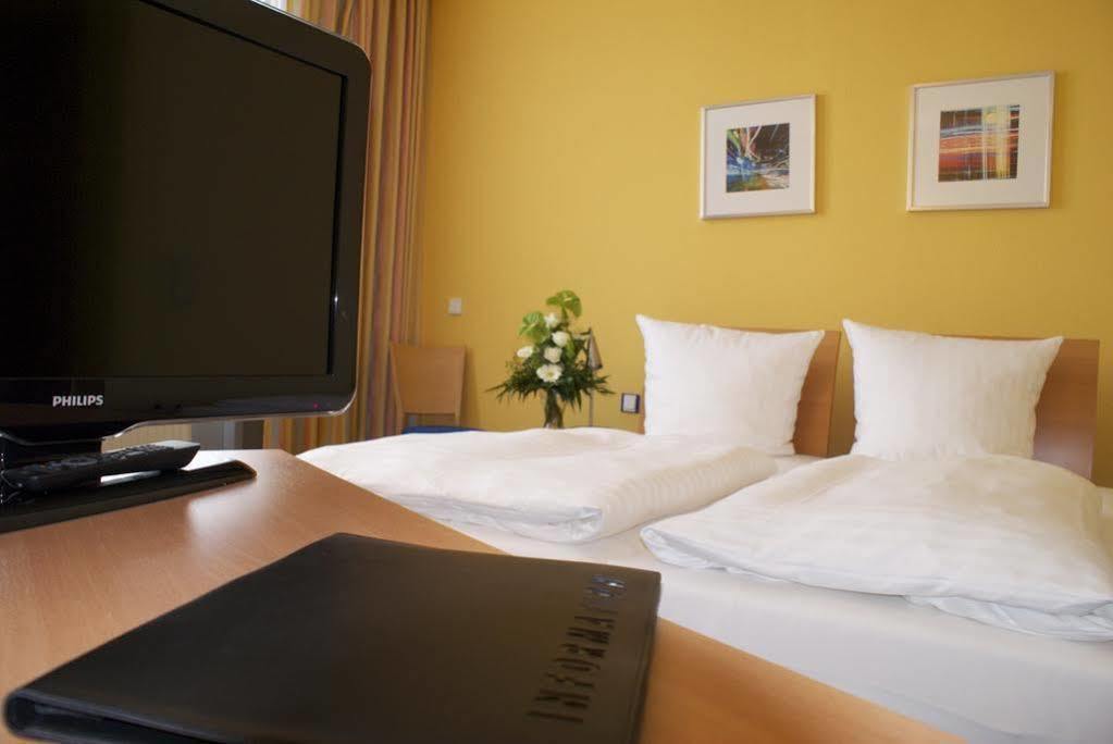 Dlrg Tagungszentrum Hotel Delphin Bad Nenndorf Eksteriør bilde